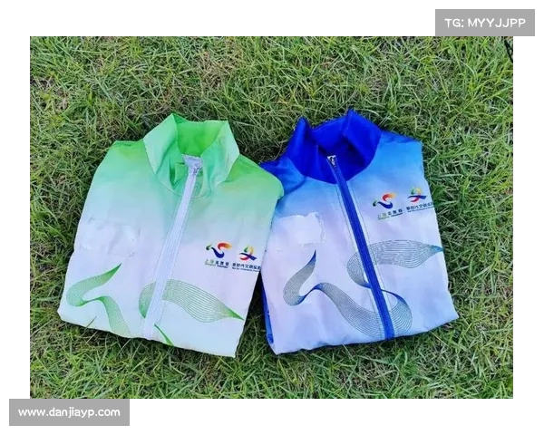 网球比赛志愿者服装设计理念与实用性分析助力赛事体验提升